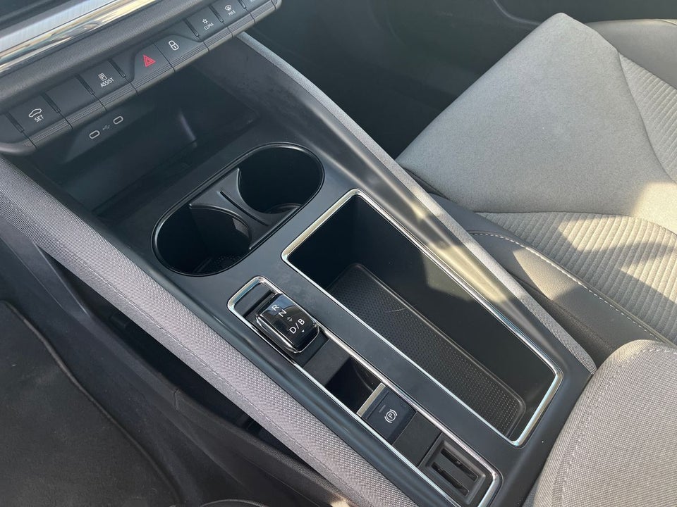 Skoda Enyaq 60 iV Loft 5d