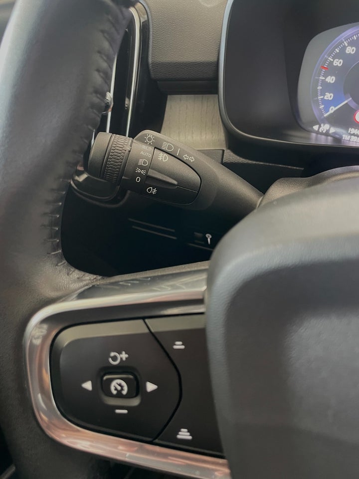 Volvo XC40 2,0 D4 190 Inscription aut. AWD 5d