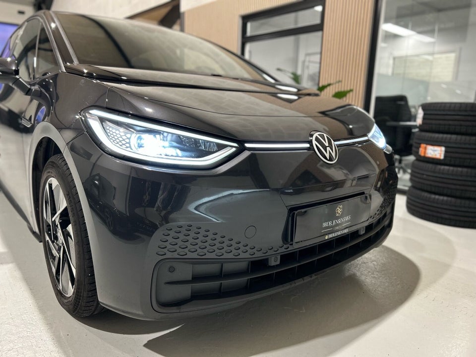 VW ID.3 58 Pro Performance Family 5d