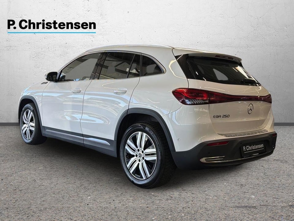 Mercedes EQA250 Progressive 5d