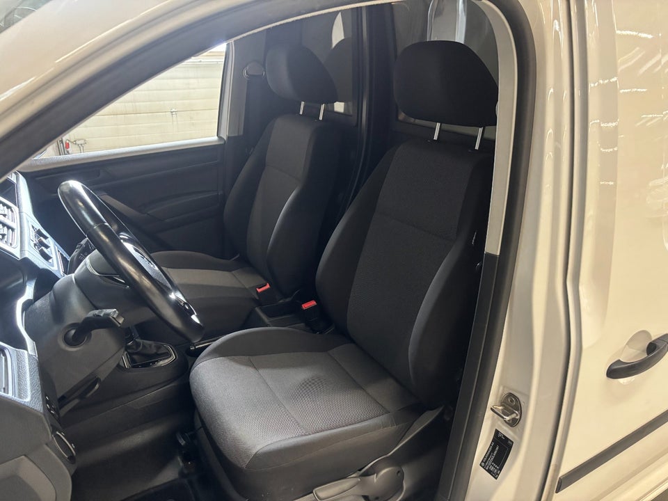 VW Caddy Maxi 2,0 TDi 102 DSG BMT Van 4d