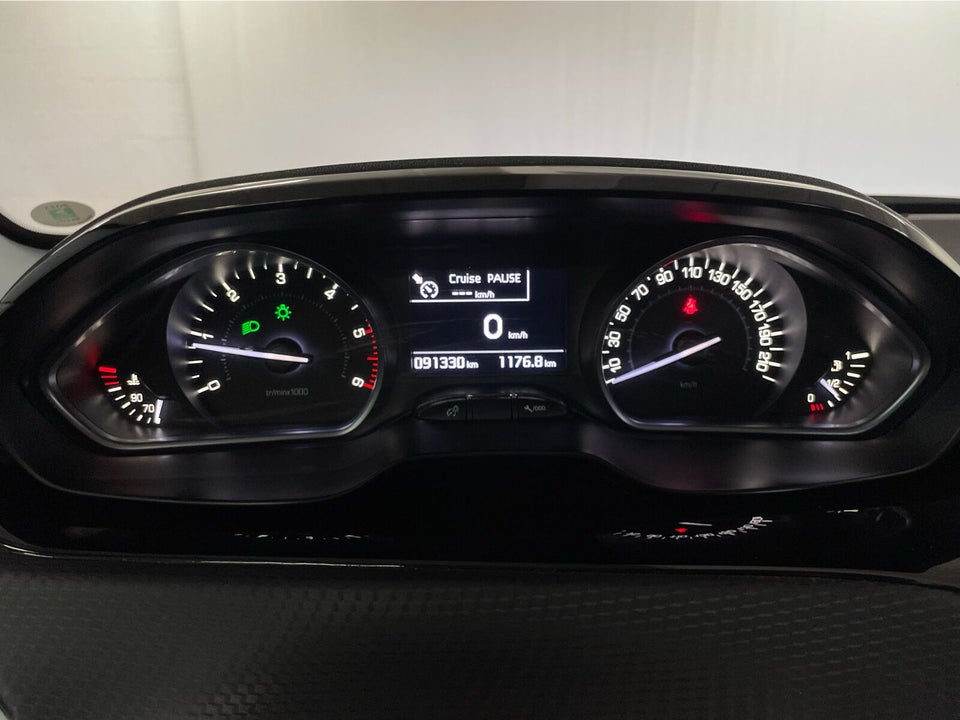 Peugeot 208 1,5 BlueHDi 100 Prestige 5d