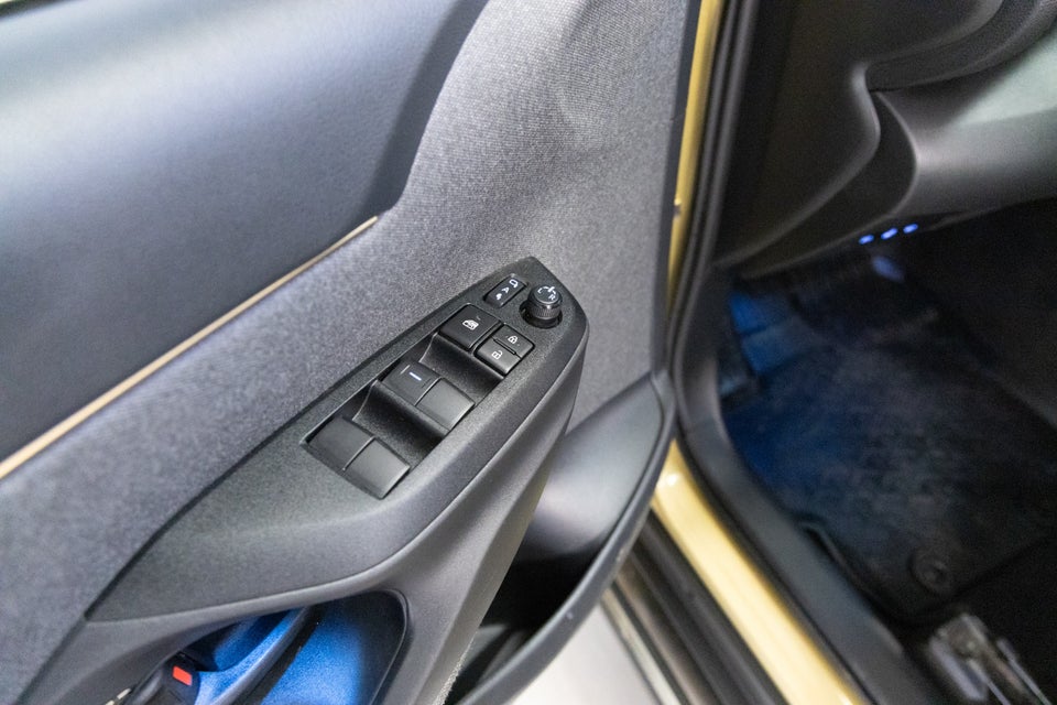 Toyota Yaris Cross 1,5 Hybrid Adventure e-CVT AWD-i 5d