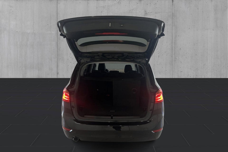 BMW 218i 1,5 Gran Tourer Advantage 5d