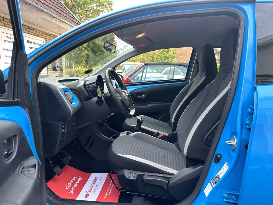 Toyota Aygo 1,0 VVT-i x-pression 5d