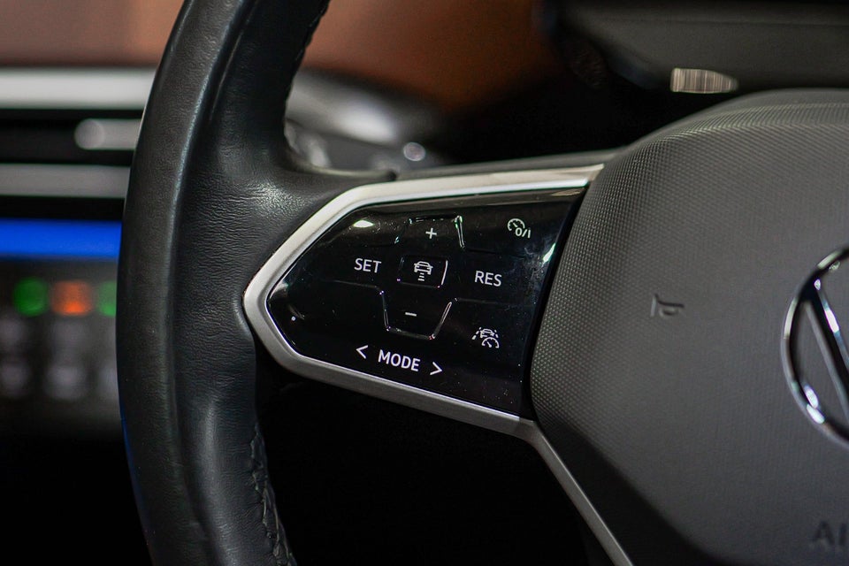 VW ID.4 77 Pro Performance Tech 5d