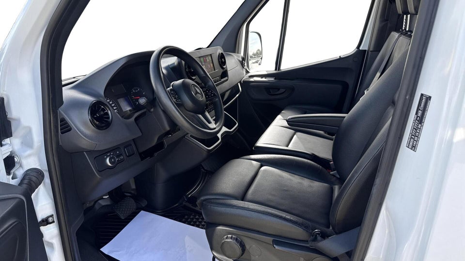 Mercedes Sprinter 317 2,0 CDi A2 Kassevogn aut. RWD