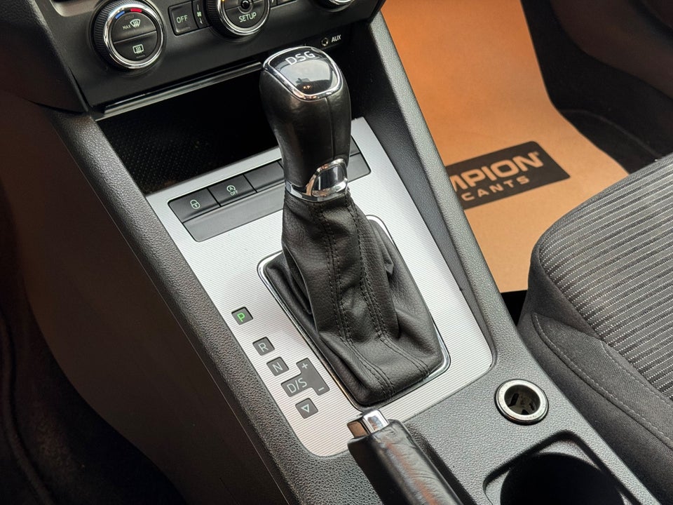 Skoda Octavia 1,6 TDi 105 Active Combi DSG 5d