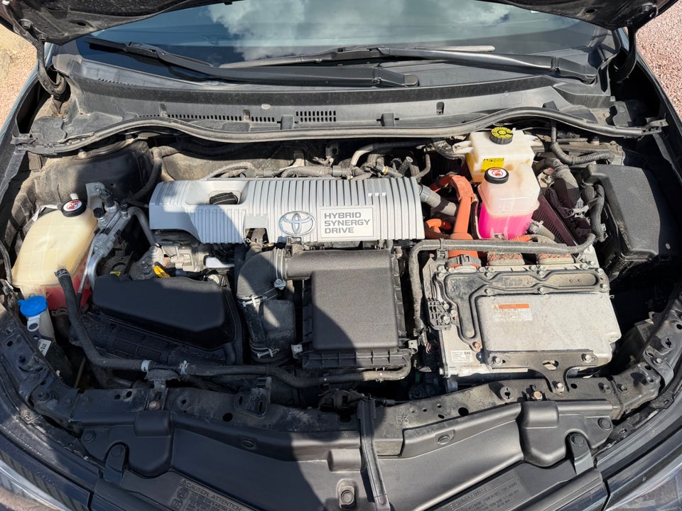 Toyota Auris 1,8 Hybrid H2 Selected Touring Sports CVT 5d