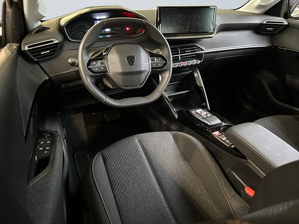 Peugeot e-208 50 Style 5d