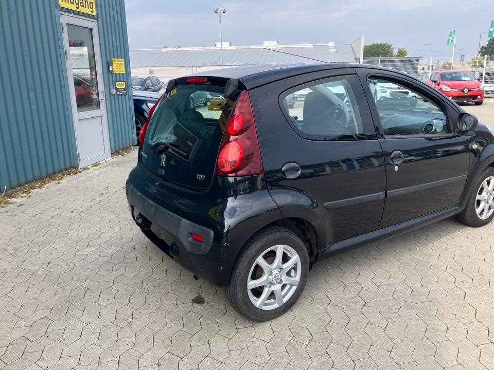 Peugeot 107 1,0 Cool 5d