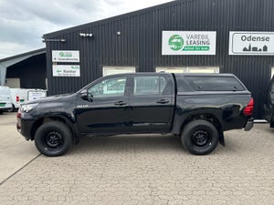 Toyota HiLux, modelår 2025, 59,000 km