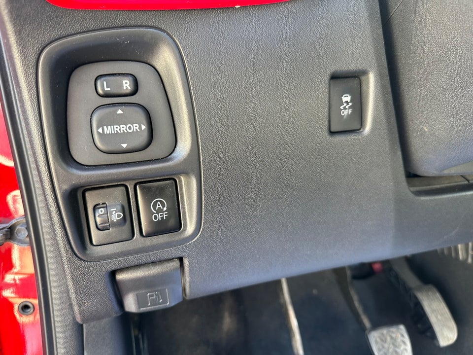 Toyota Aygo 1,0 VVT-i x-wave Sky 5d