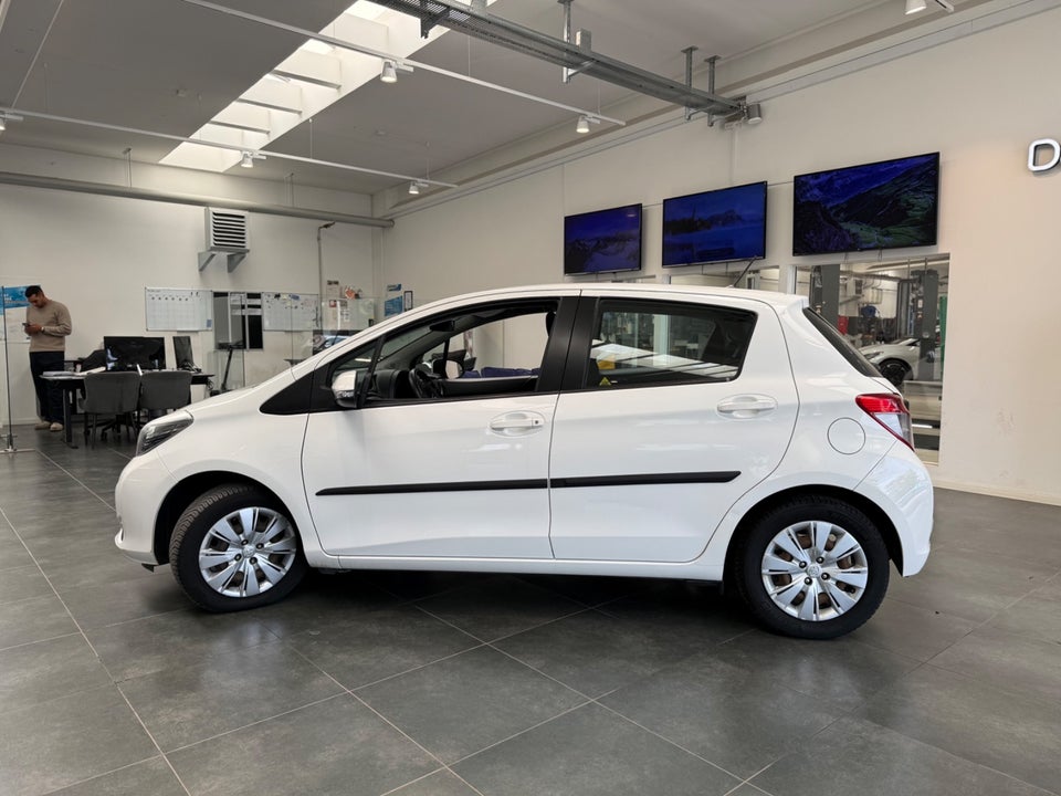 Toyota Yaris 1,0 VVT-i T1 Style 5d