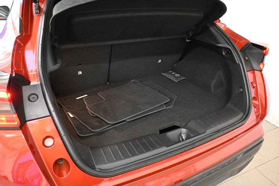 Nissan Juke 1,0 Dig-T 117 N-Connecta DCT 5d