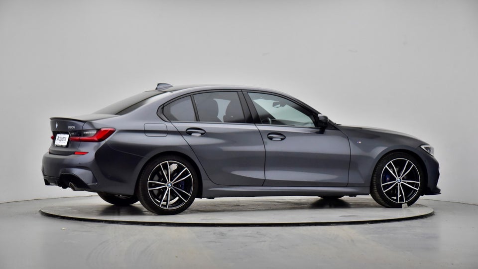 BMW 330i 2,0 M-Sport aut. 4d