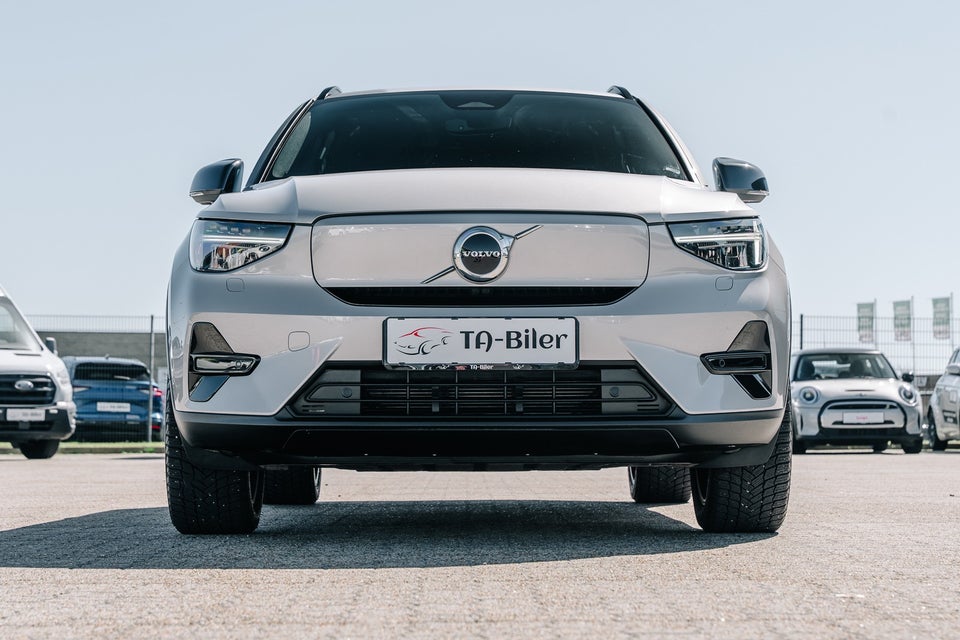 Volvo XC40 ReCharge Twin Plus 5d