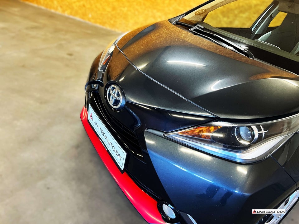 Toyota Aygo 1,0 VVT-i x-press 5d