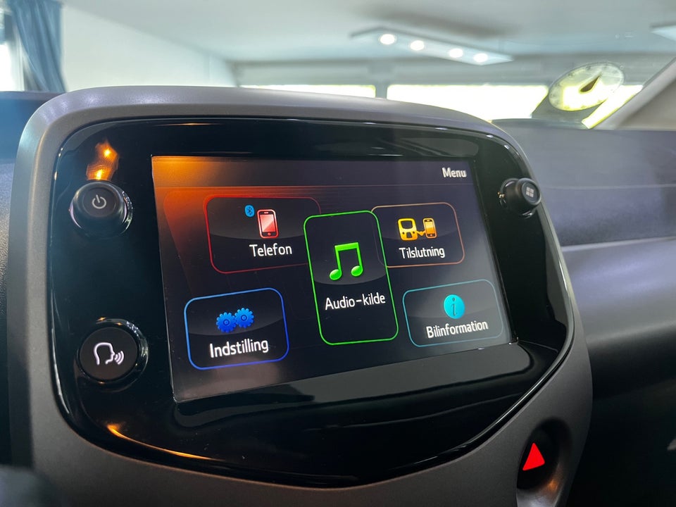 Toyota Aygo 1,0 VVT-i x-press x-shift 5d