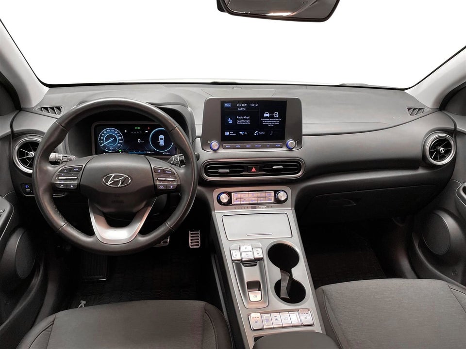 Hyundai Kona 64 EV Essential 5d