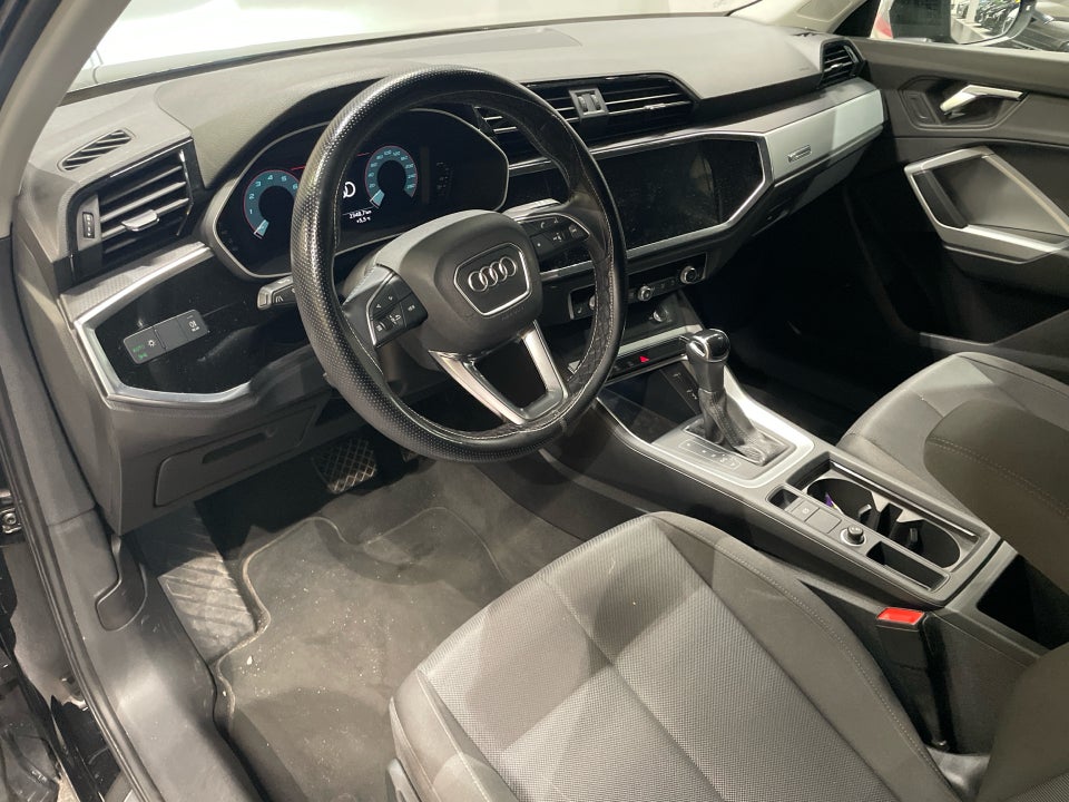 Audi Q3 35 TFSi S-tr. 5d