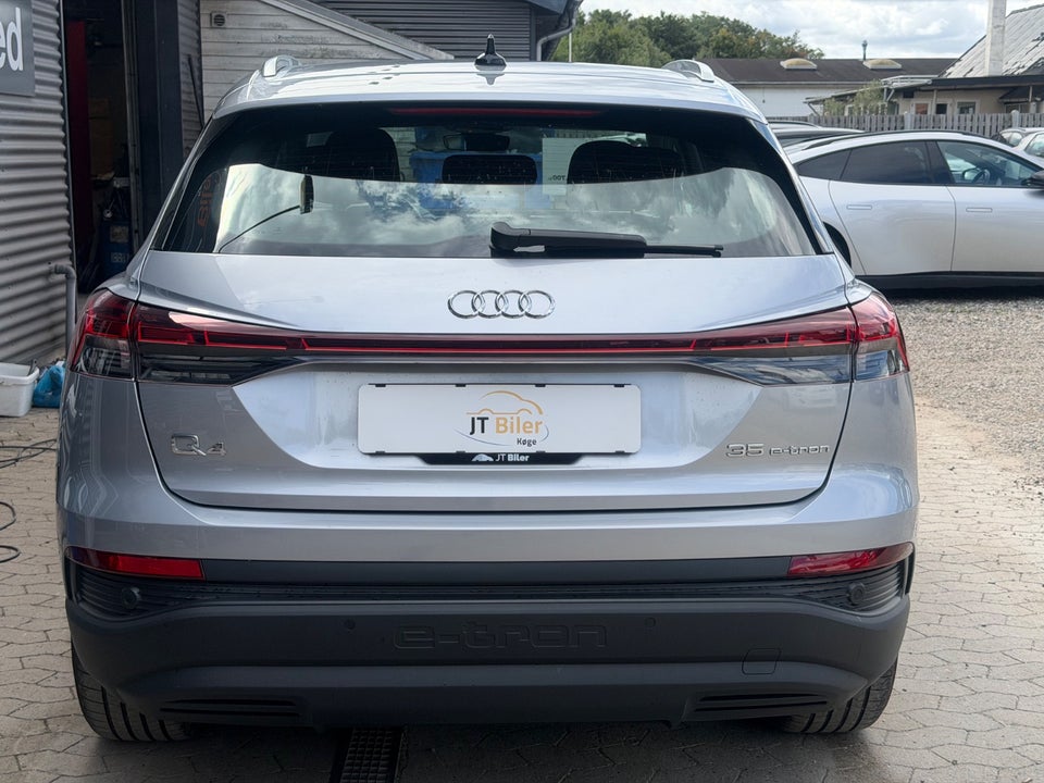 Audi Q4 e-tron 35 Proline 5d