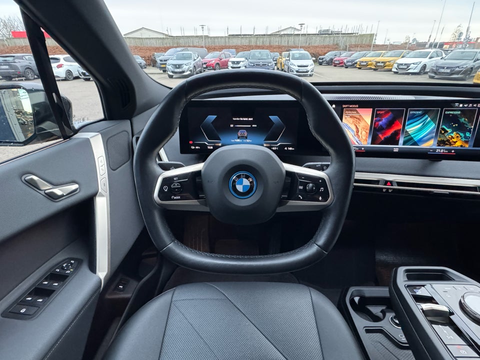 BMW iX xDrive40 5d