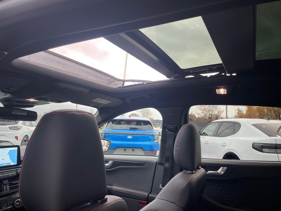 Ford Kuga 2,5 PHEV ST-Line X CVT 5d