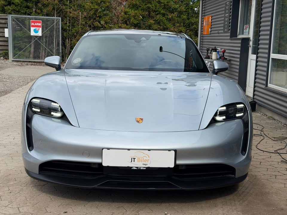 Porsche Taycan 4d