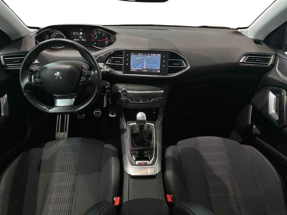 Peugeot 308 1,6 BlueHDi 120 Edition+ 5d