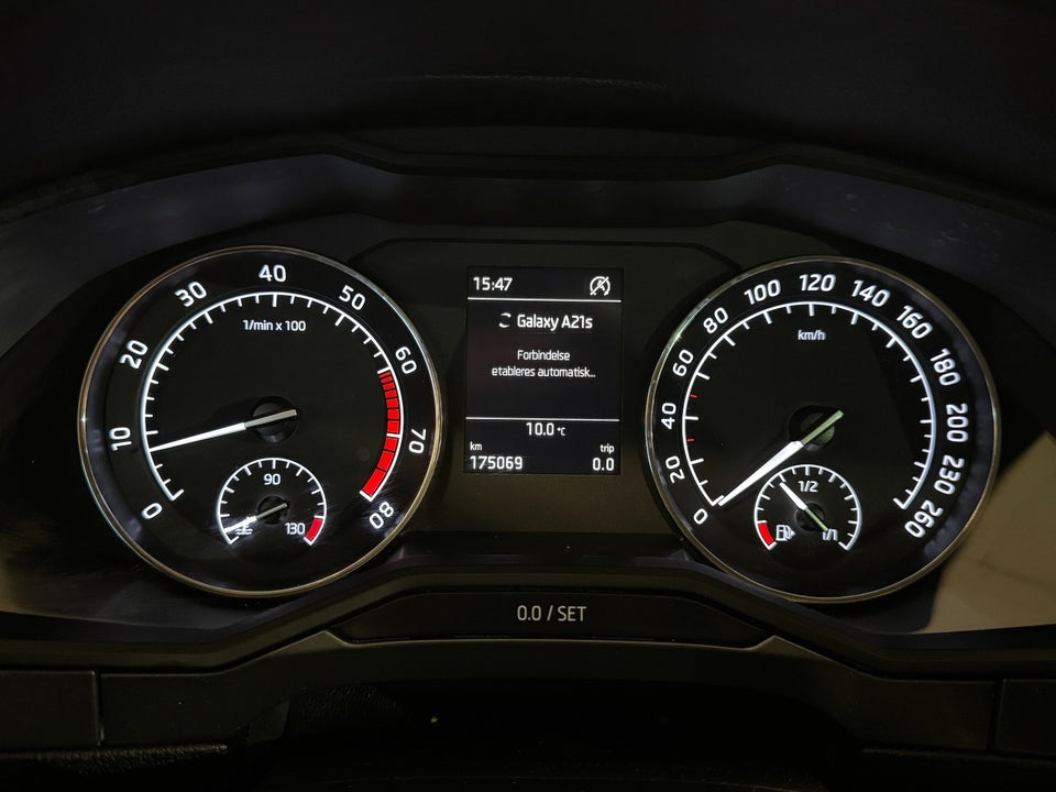 Skoda Superb 1,4 TSi 150 Active Combi 5d