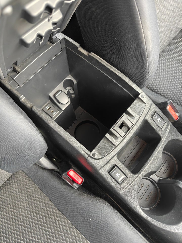 Nissan Qashqai 1,2 Dig-T 115 Visia 5d