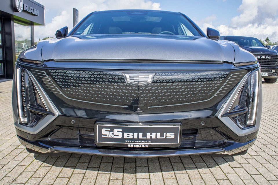 Cadillac Lyriq 600 E4 Sport AWD 5d