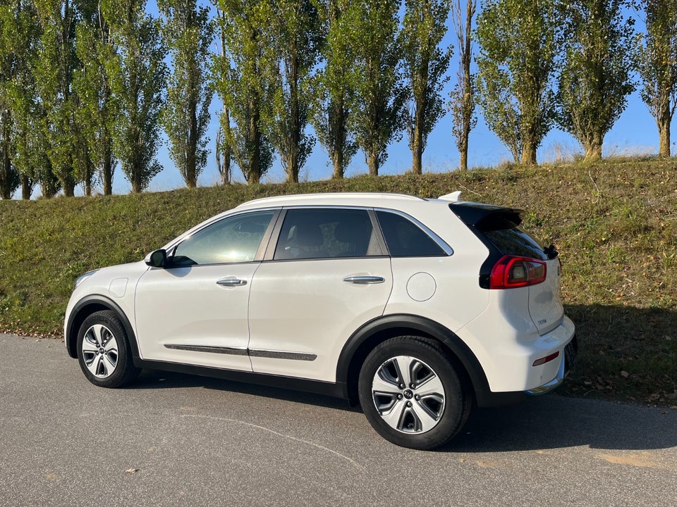 Kia Niro 1,6 PHEV Advance DCT 5d