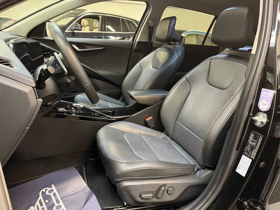 Kia Niro 64 EV Inspiration 5d