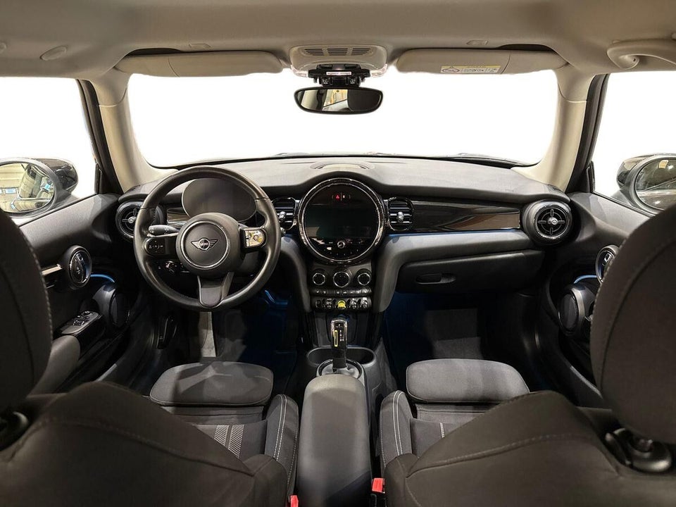 MINI Cooper SE Classic Trim 3d