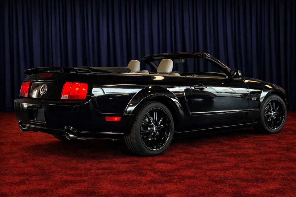 Ford Mustang 4,6 GT Cabriolet aut. 2d