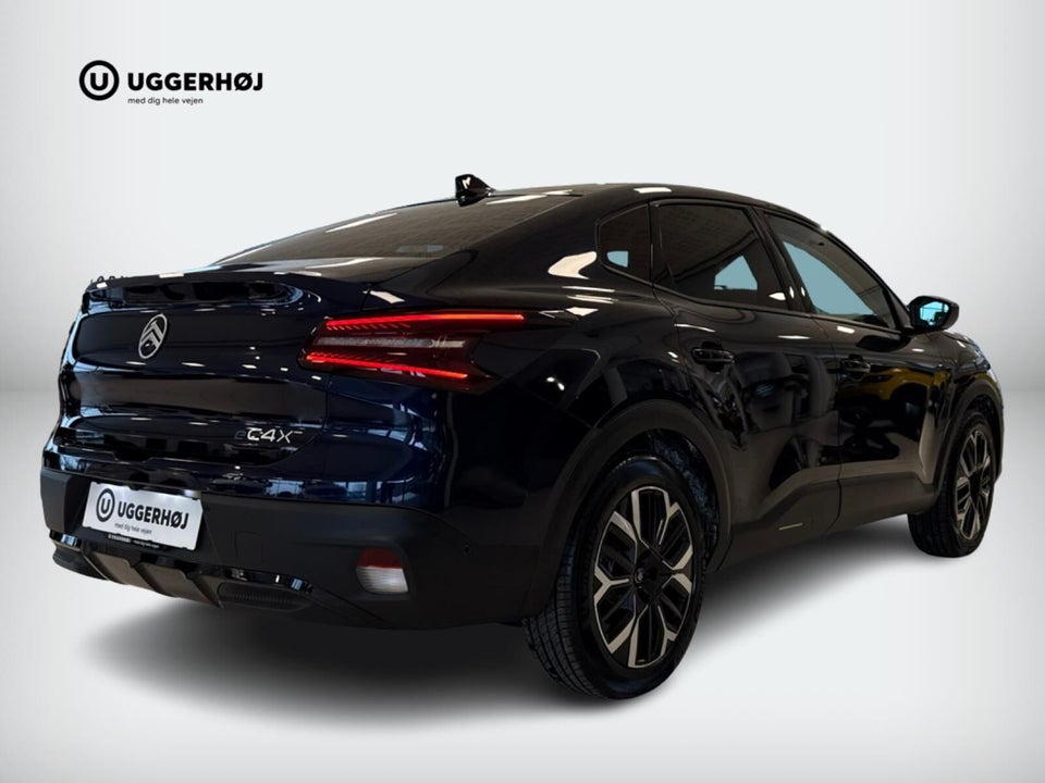 Citroën ë-C4 X 54 Shine 4d