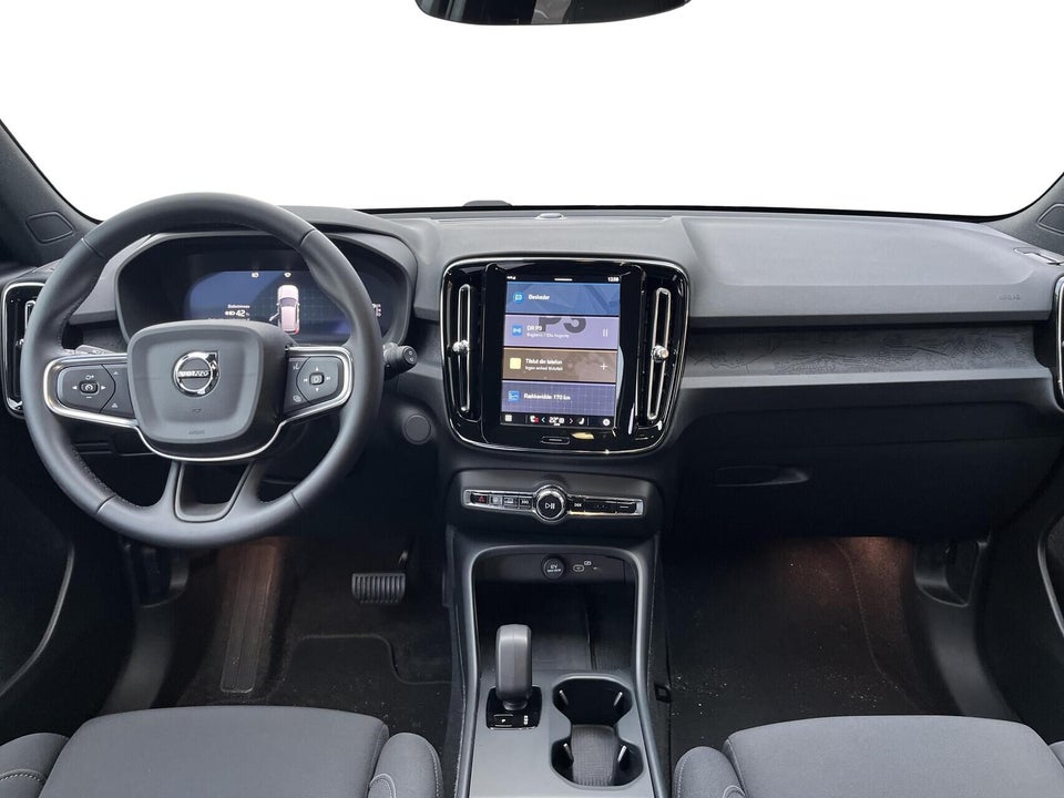 Volvo EX40 Extended Range Plus 5d