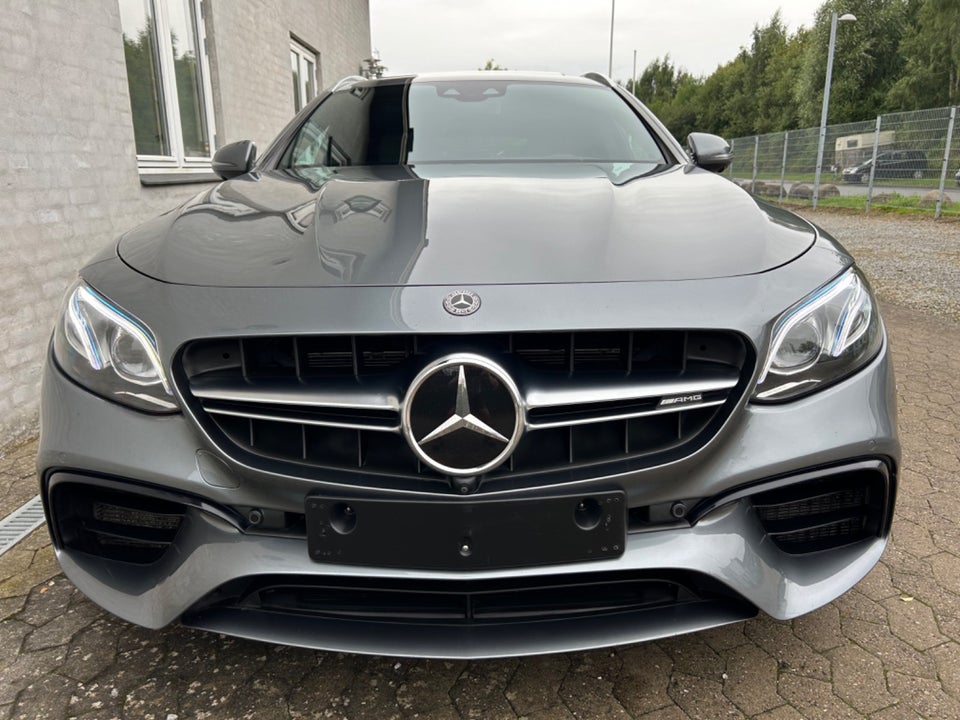 Mercedes E63 4,0 AMG stc. aut. 4Matic+ 5d