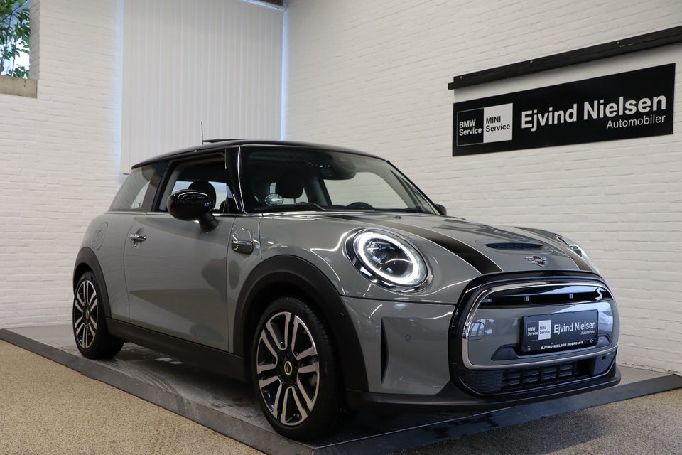MINI Cooper SE Edition Premium Plus 3d
