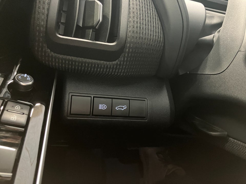 Toyota bZ4X Executive 5d