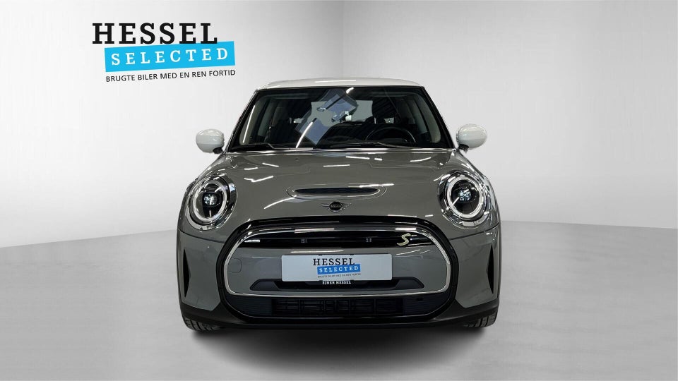MINI Cooper SE Essential 3d