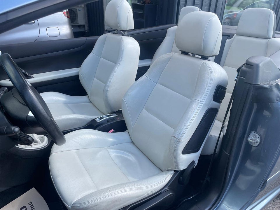 Peugeot 307 2,0 16V CC 2d