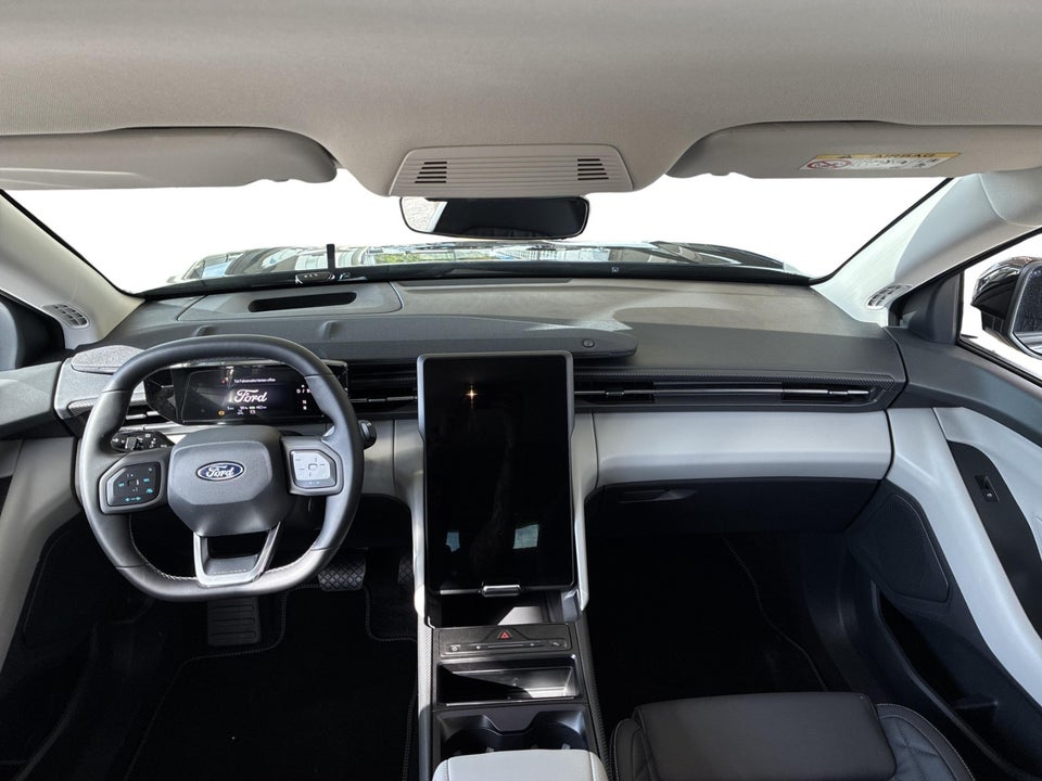 Ford Explorer 77 Premium Extended Range 5d