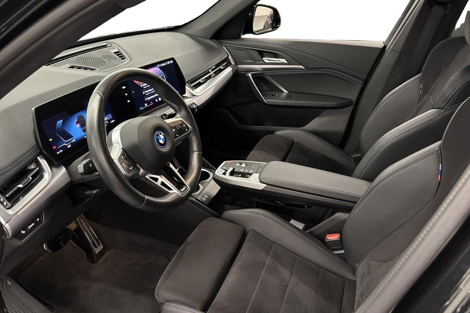 BMW iX1 eDrive20 M-Sport 5d