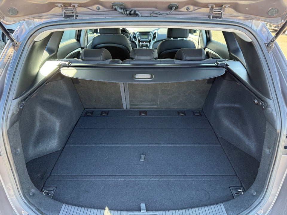 Hyundai i30 1,6 CRDi 110 Comfort Go! CW 5d