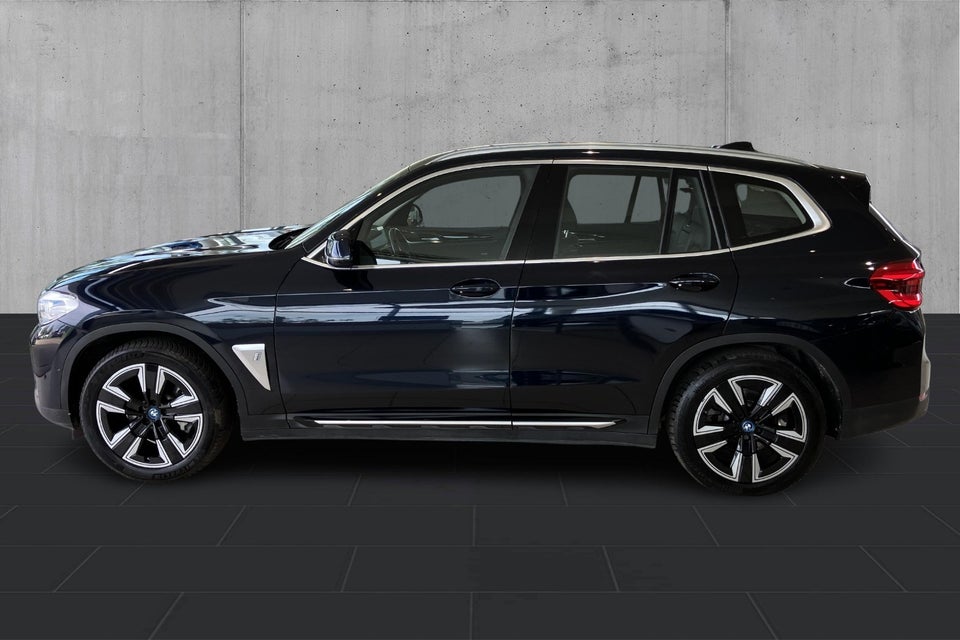 BMW iX3 Inspiring 5d