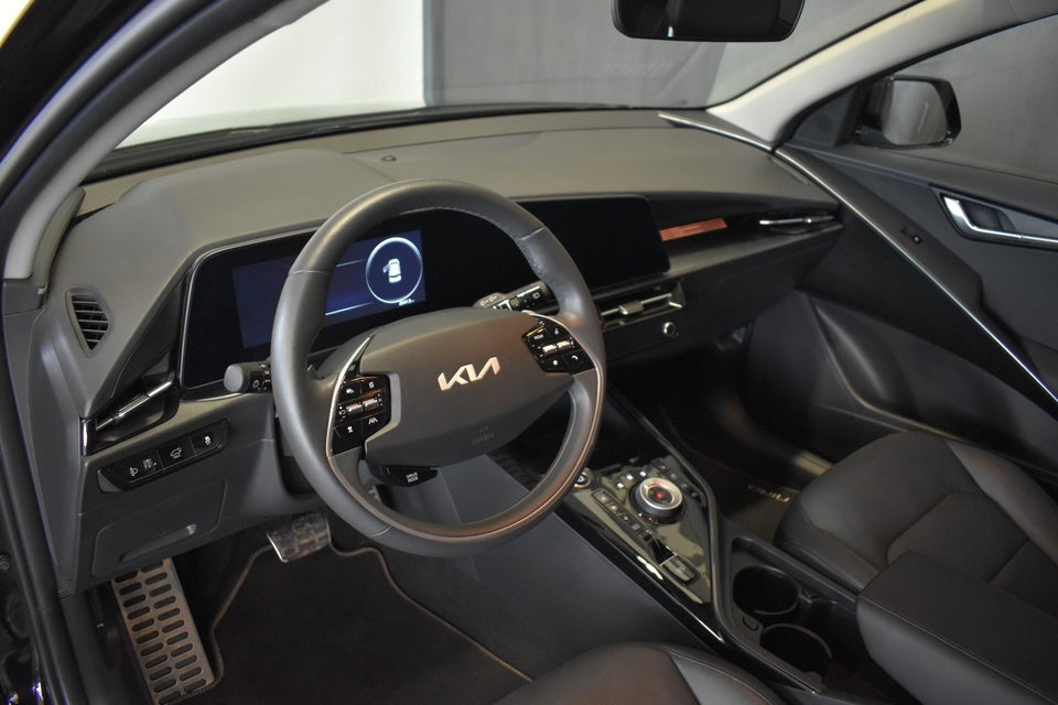 Kia Niro 64 EV Upgrade 5d