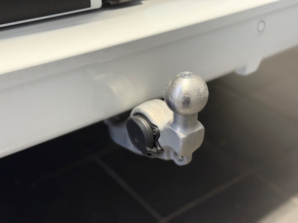 Ford Transit Custom 320 L2 2,0 EcoBlue Sport aut.